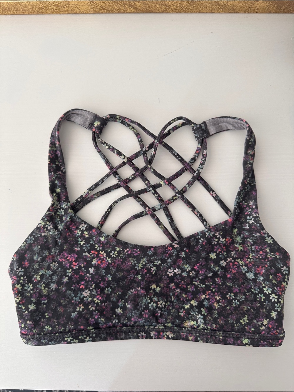 Lululemon free to be wild bra